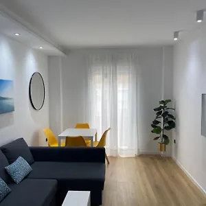Apartment Lovely Capuchinos, Málaga